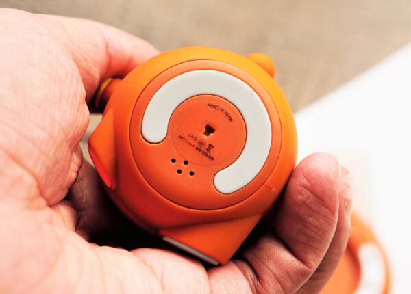 U型兒童牙刷不同類型充電操作介紹