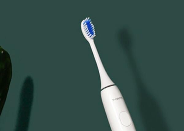 電動牙刷使用 電動牙刷