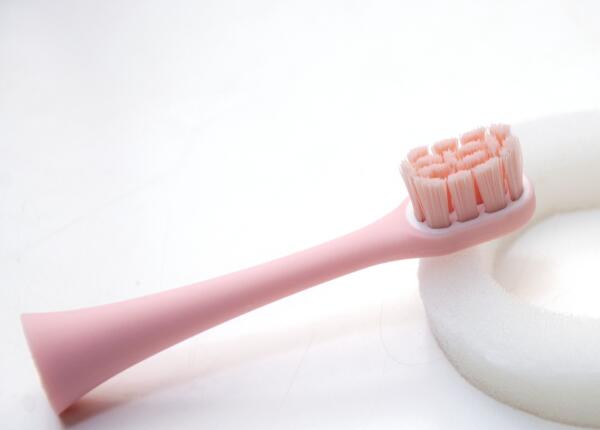 如何選擇適合小學生兒童電動牙刷 如何選擇適合小學生的兒童電動牙刷